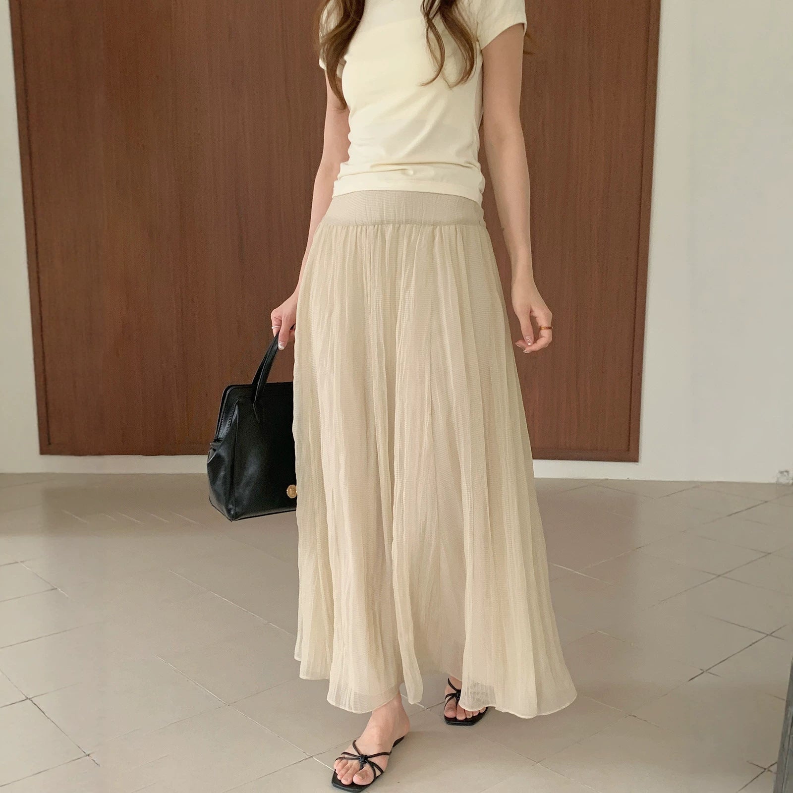 Women's Polyester Spandex Elastic Waist A-Line Maxi Skirt Solid Pleated Long Skirt