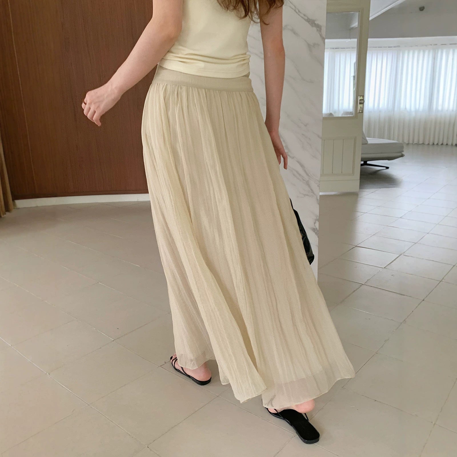 Women's Polyester Spandex Elastic Waist A-Line Maxi Skirt Solid Pleated Long Skirt
