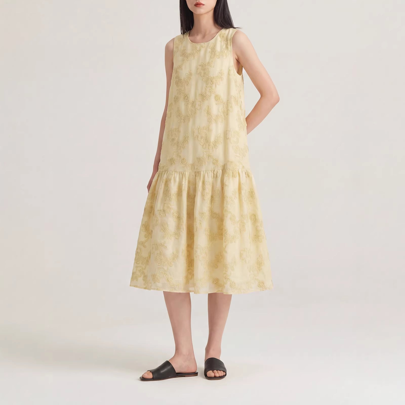 Women's Polyester Embroidered Sleeveless Midi Dress Loose A-Line Smock Dress